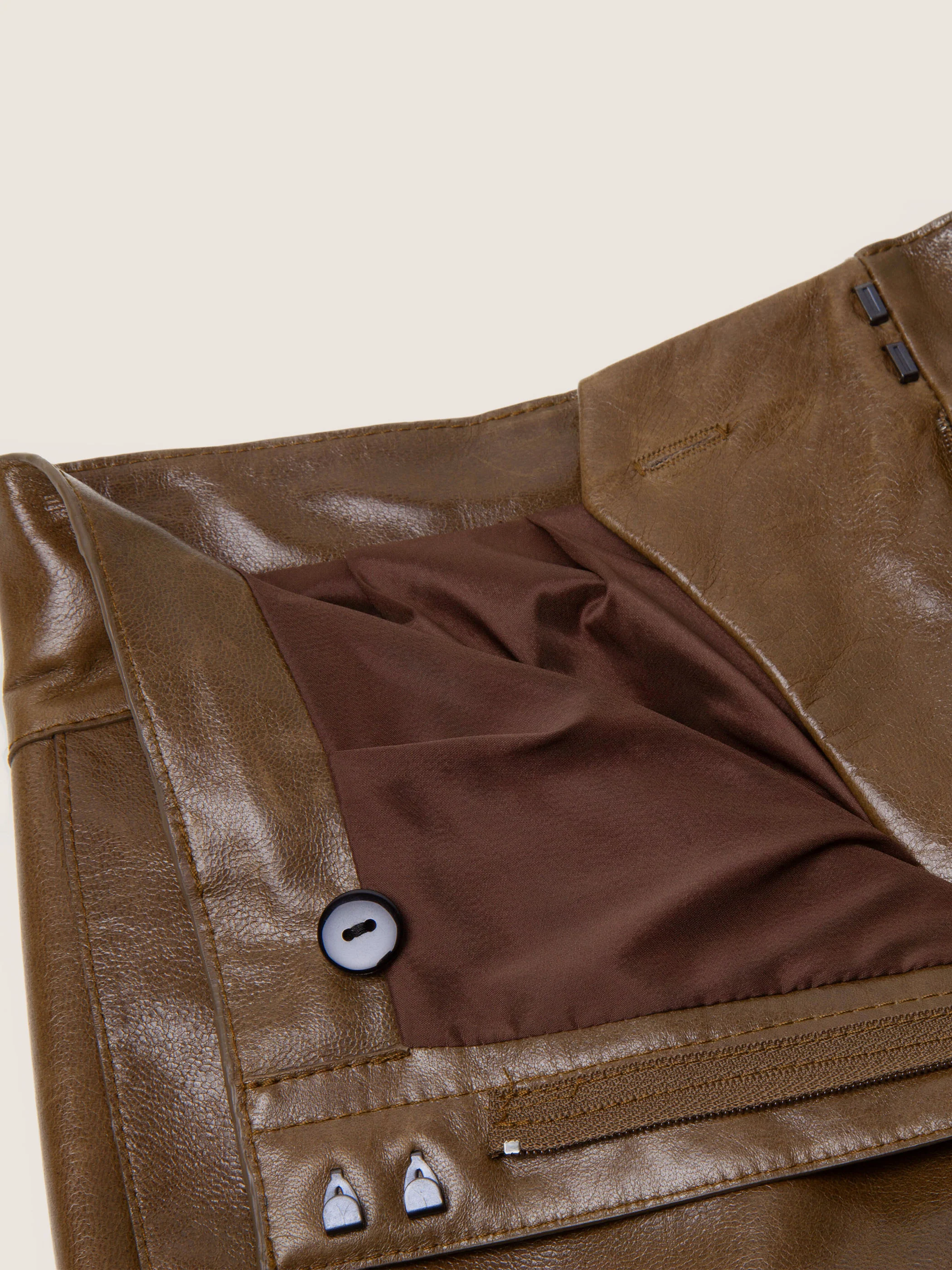 Arden Leather Pencil Skirt - Image 8