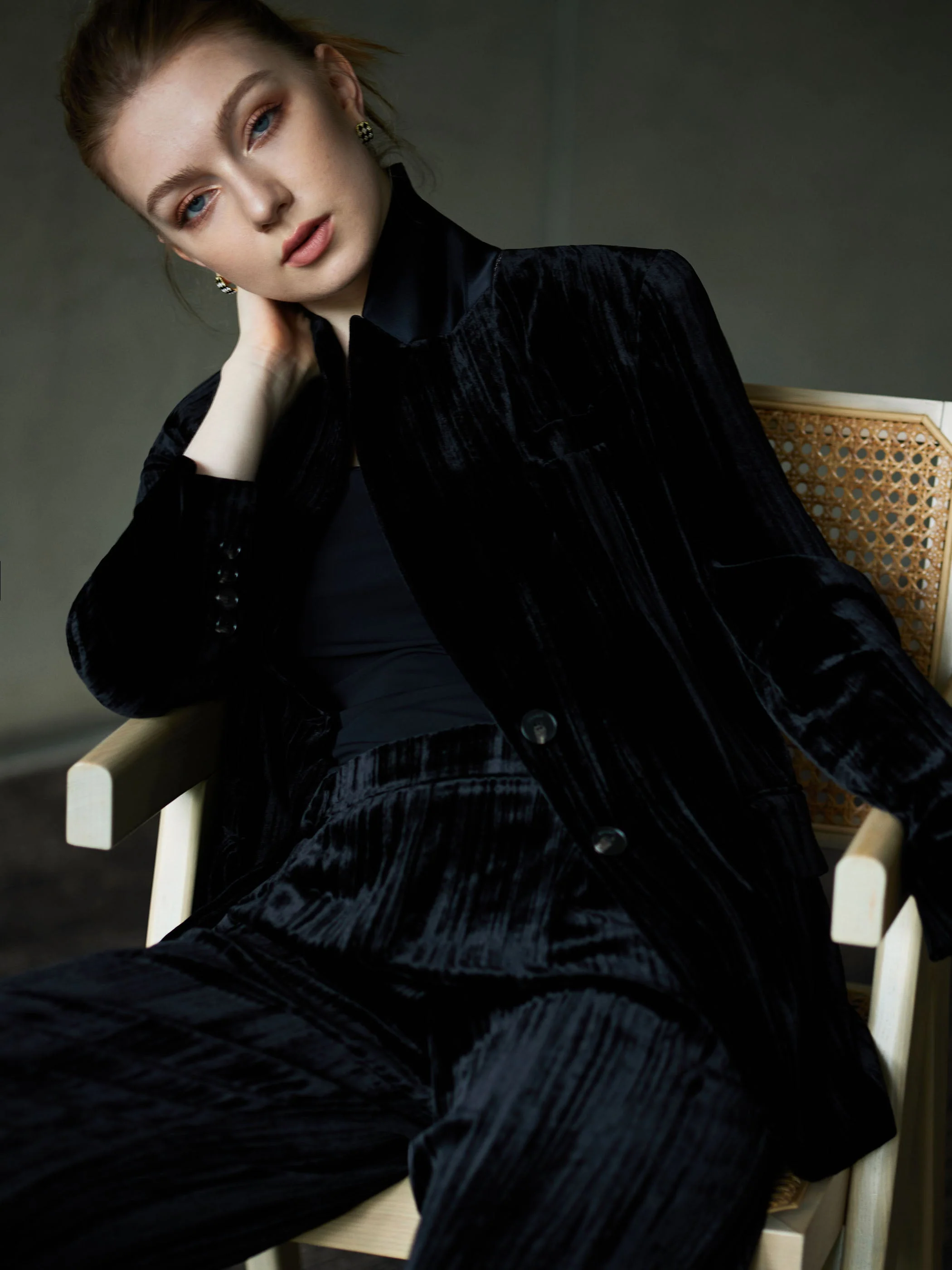 BUTTON FRONT VELVET BLAZER - Image 6
