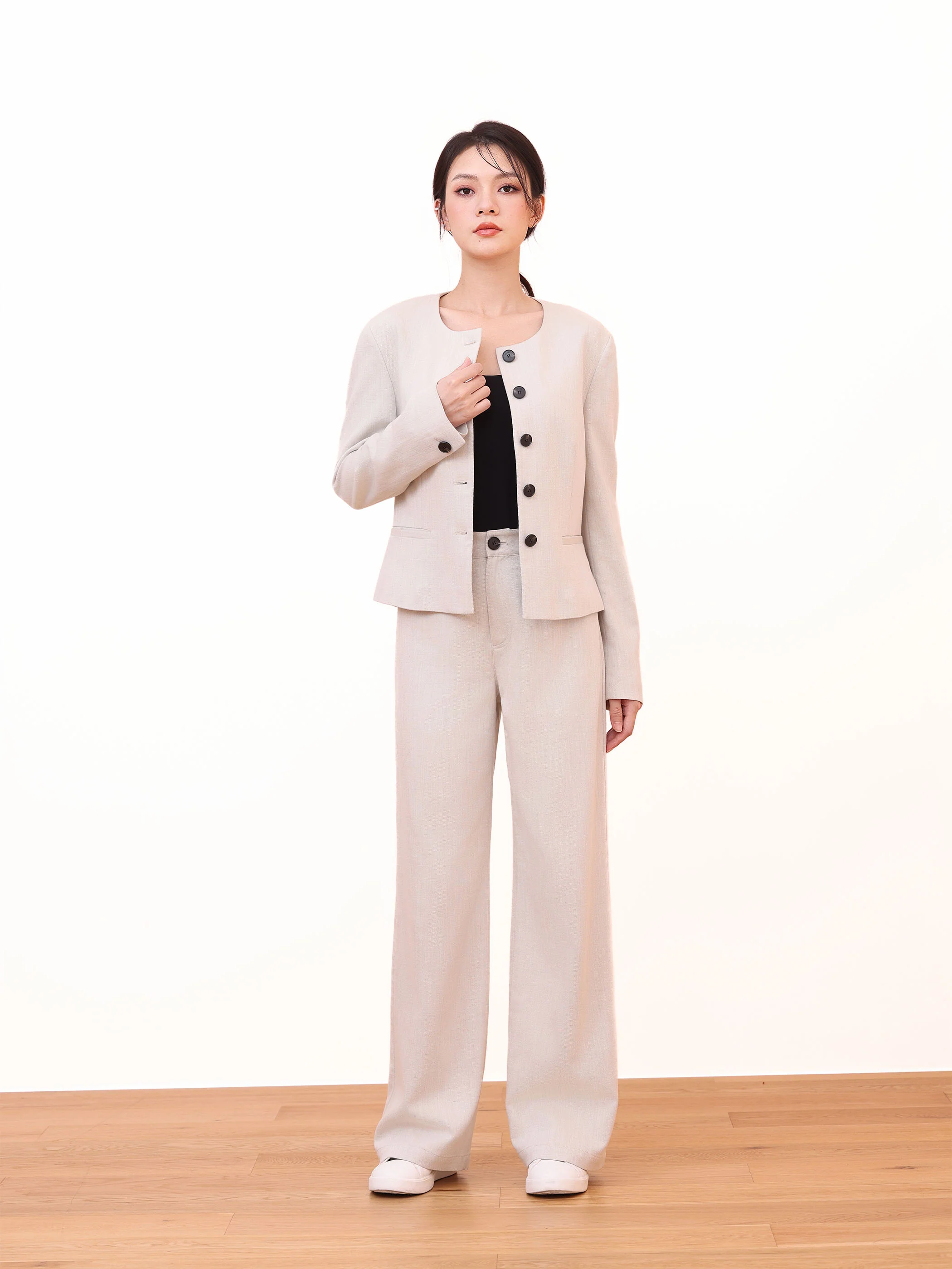 COLLARLESS BUTTONED SUIT JACKET - Image 2