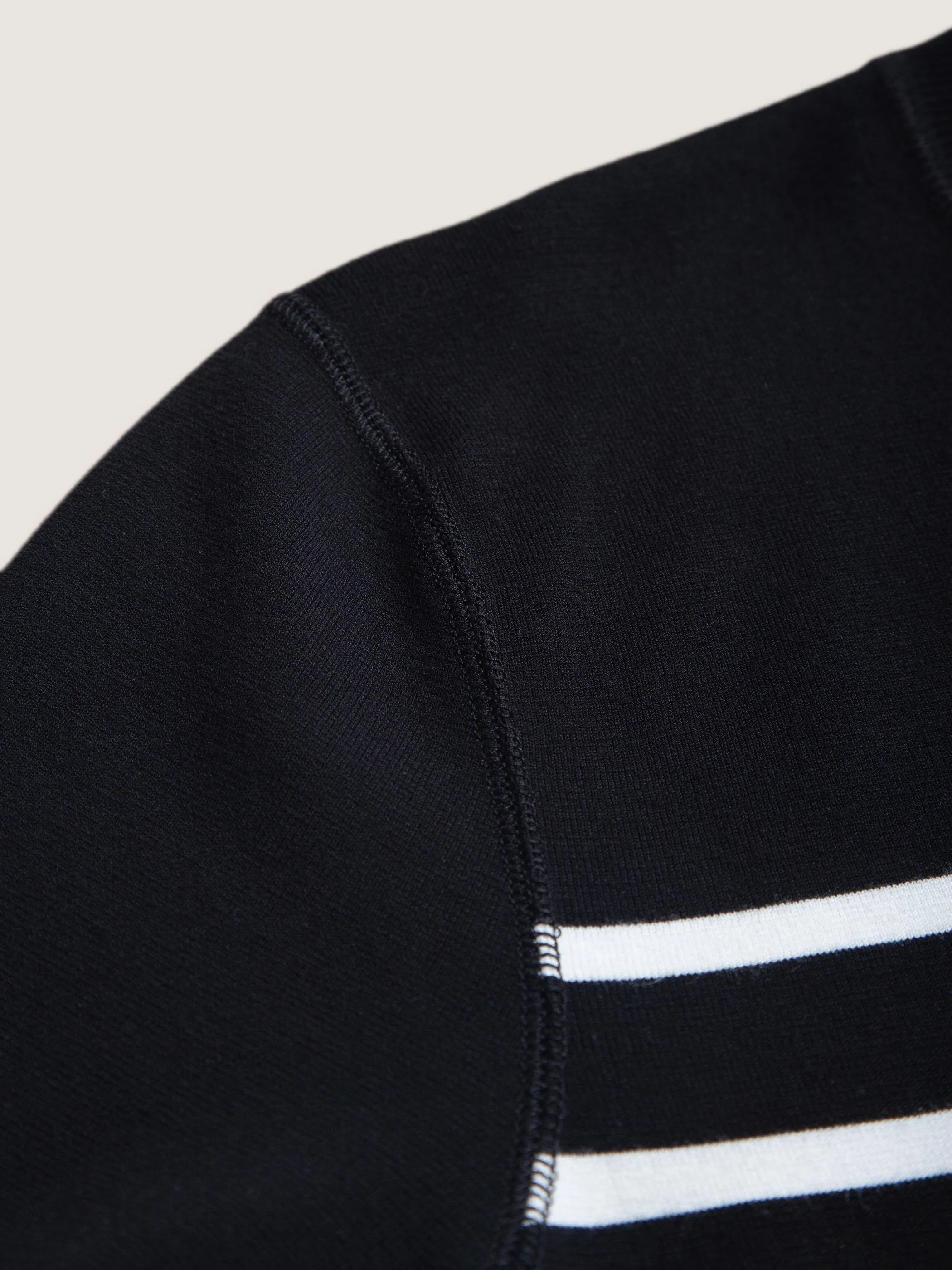 CREW NECK STRIPED KNIT DRESS - Image 10