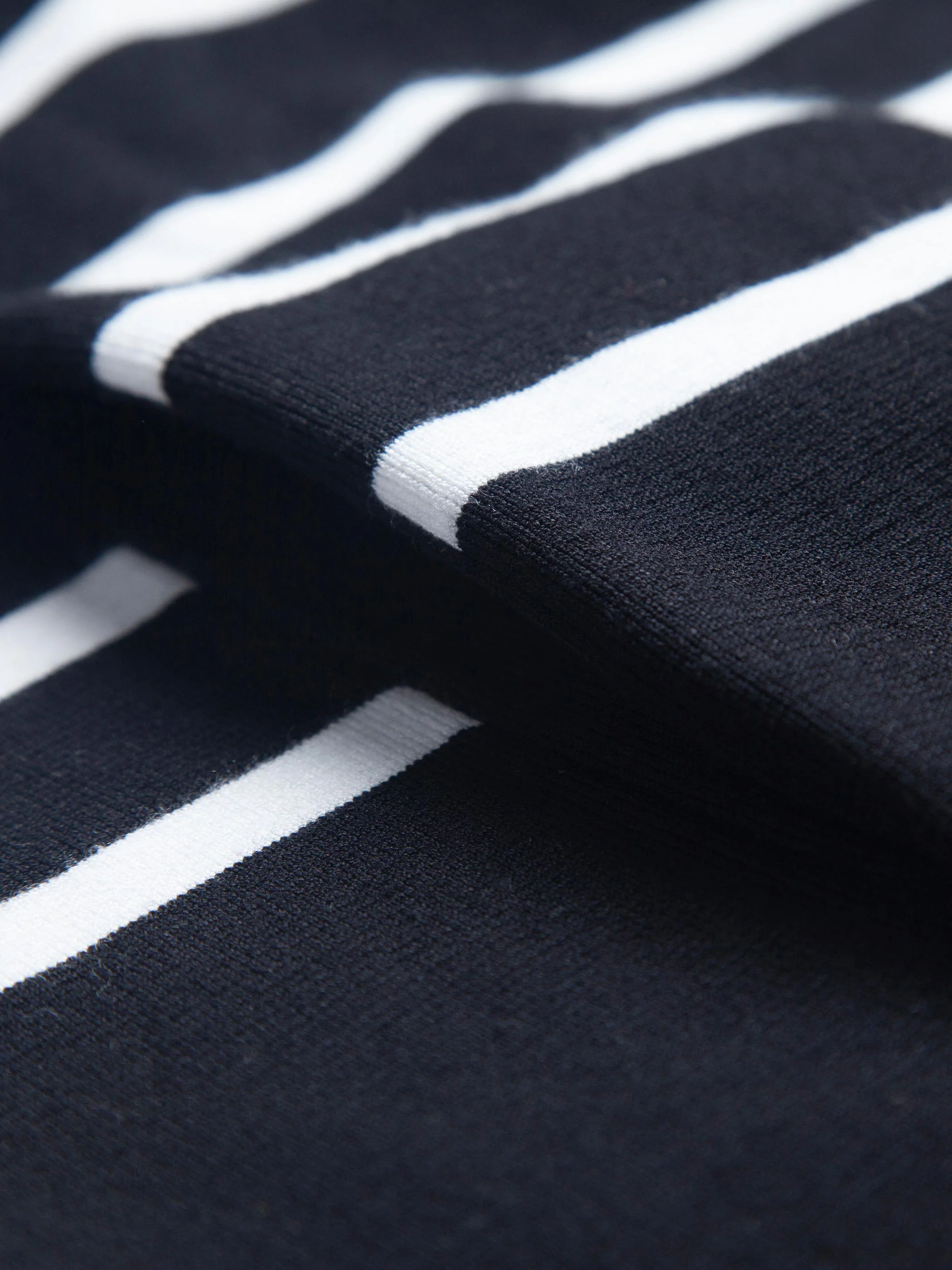 CREW NECK STRIPED KNIT DRESS - Image 12