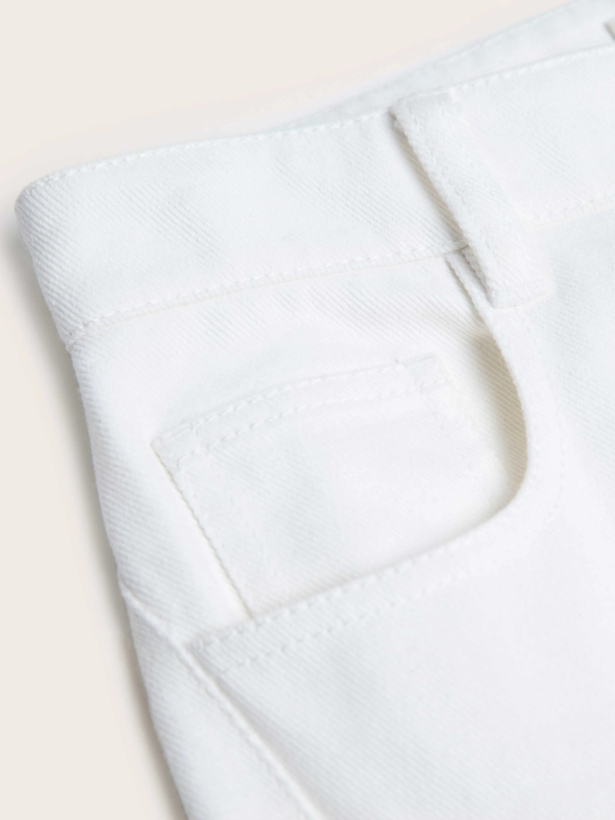 Eleanor White Wide Leg Jeans - Image 11