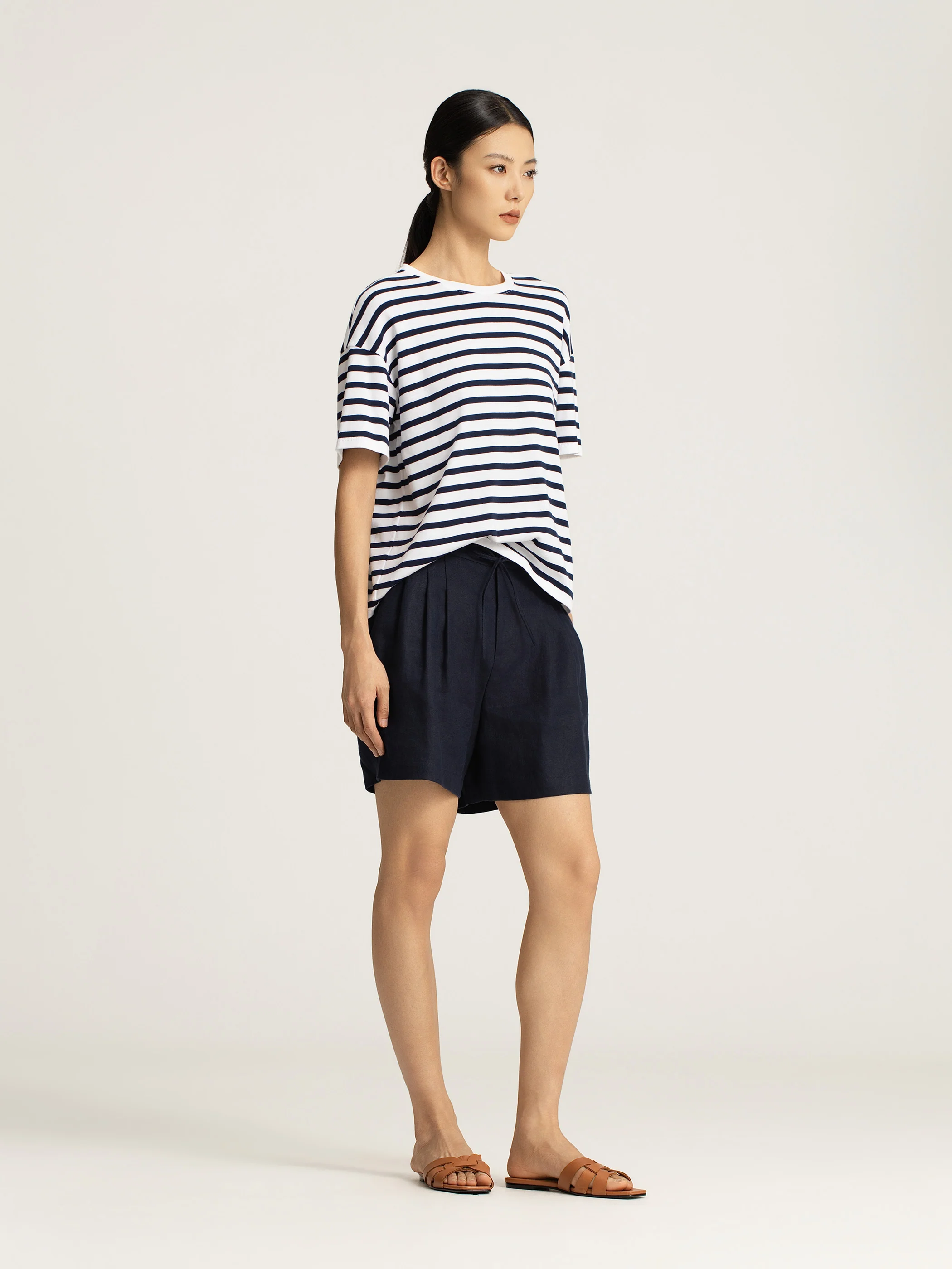 Frances Linen Shorts - Image 3