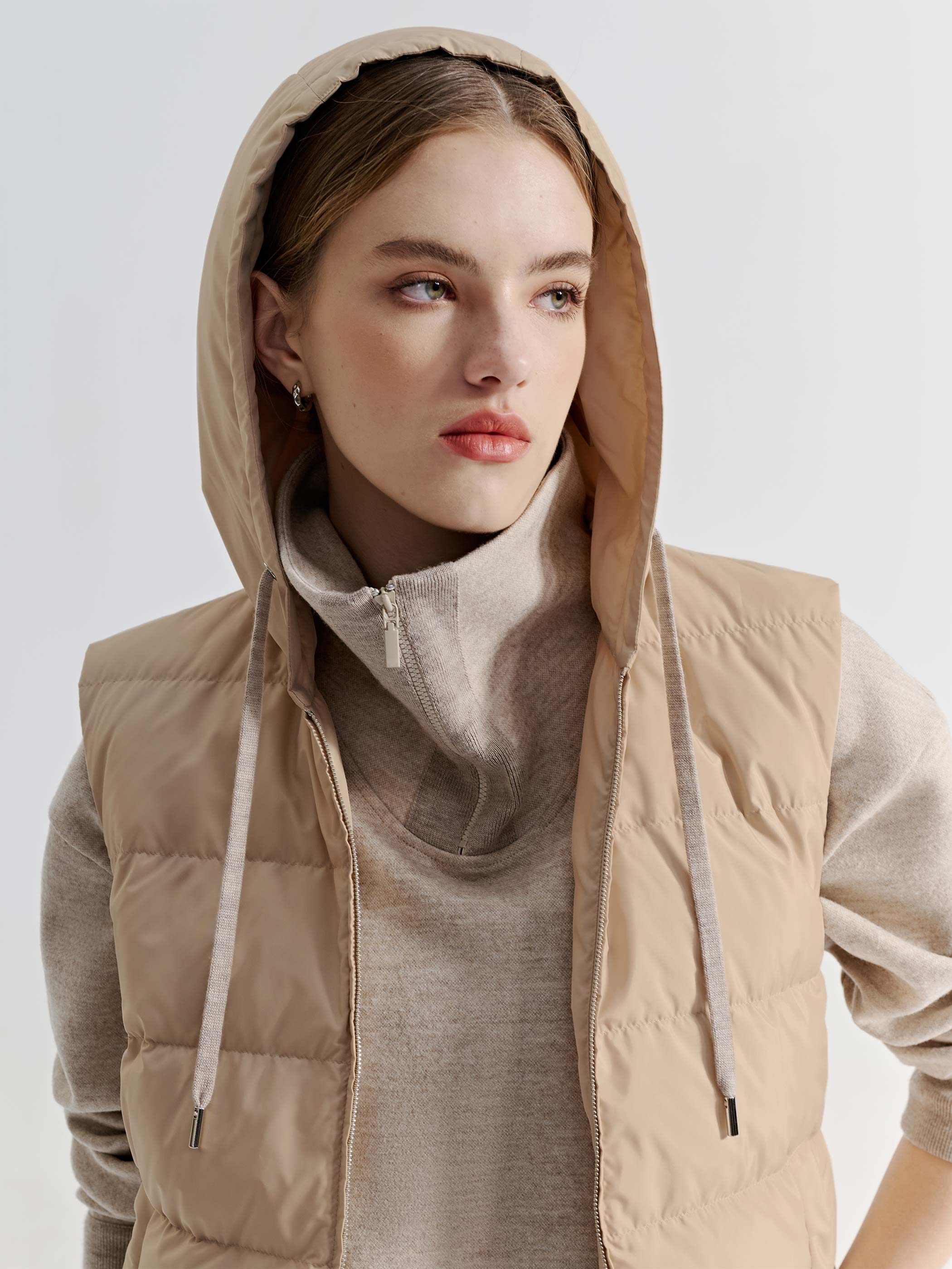 ISLA GOOSE DOWN CROPPED VEST - Image 6