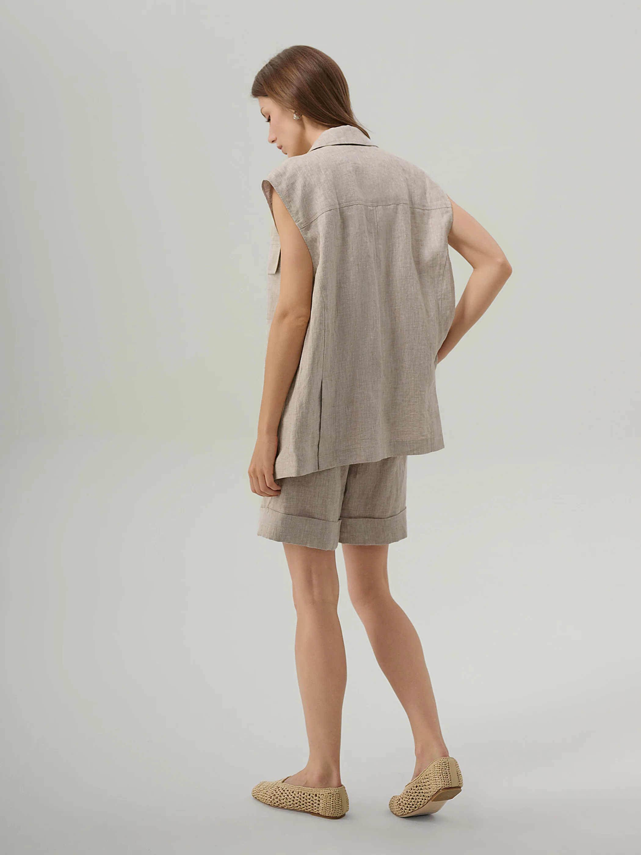 Josephine Oversized Linen Vest - Image 4