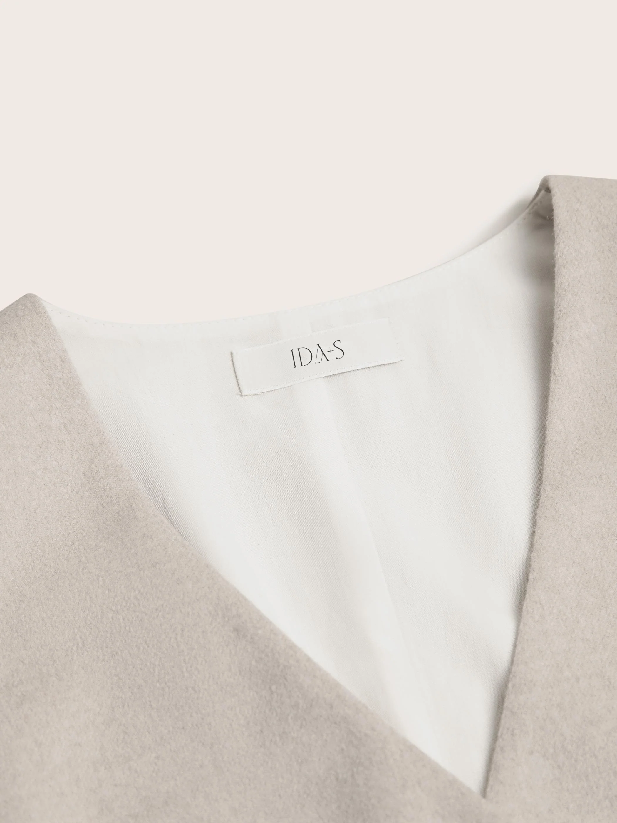 LIORA SILK WOOL SUIT VEST - Image 9