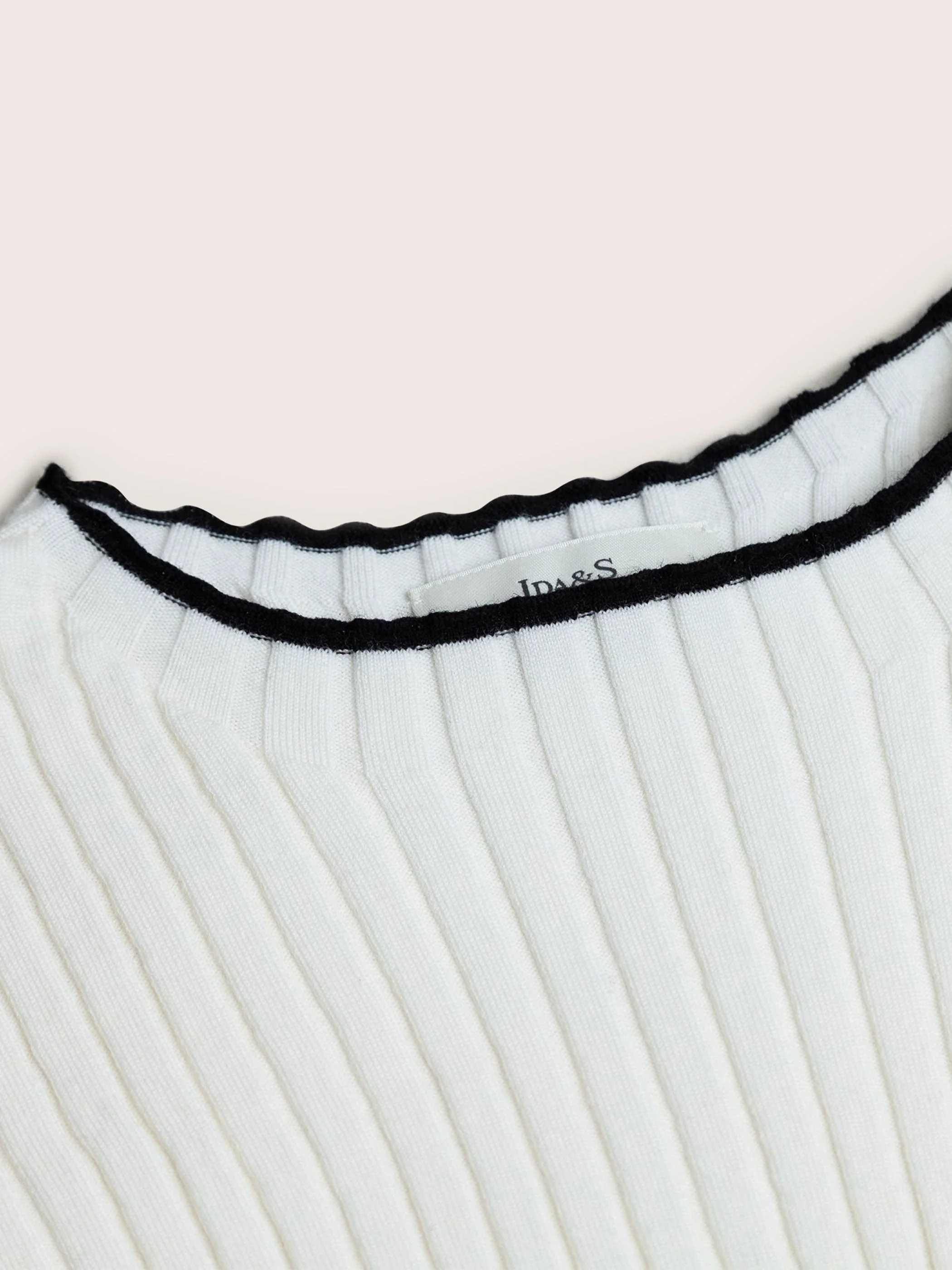 LONG SLEEVE RIB KNIT W/ TRIM DETAIL - Image 8