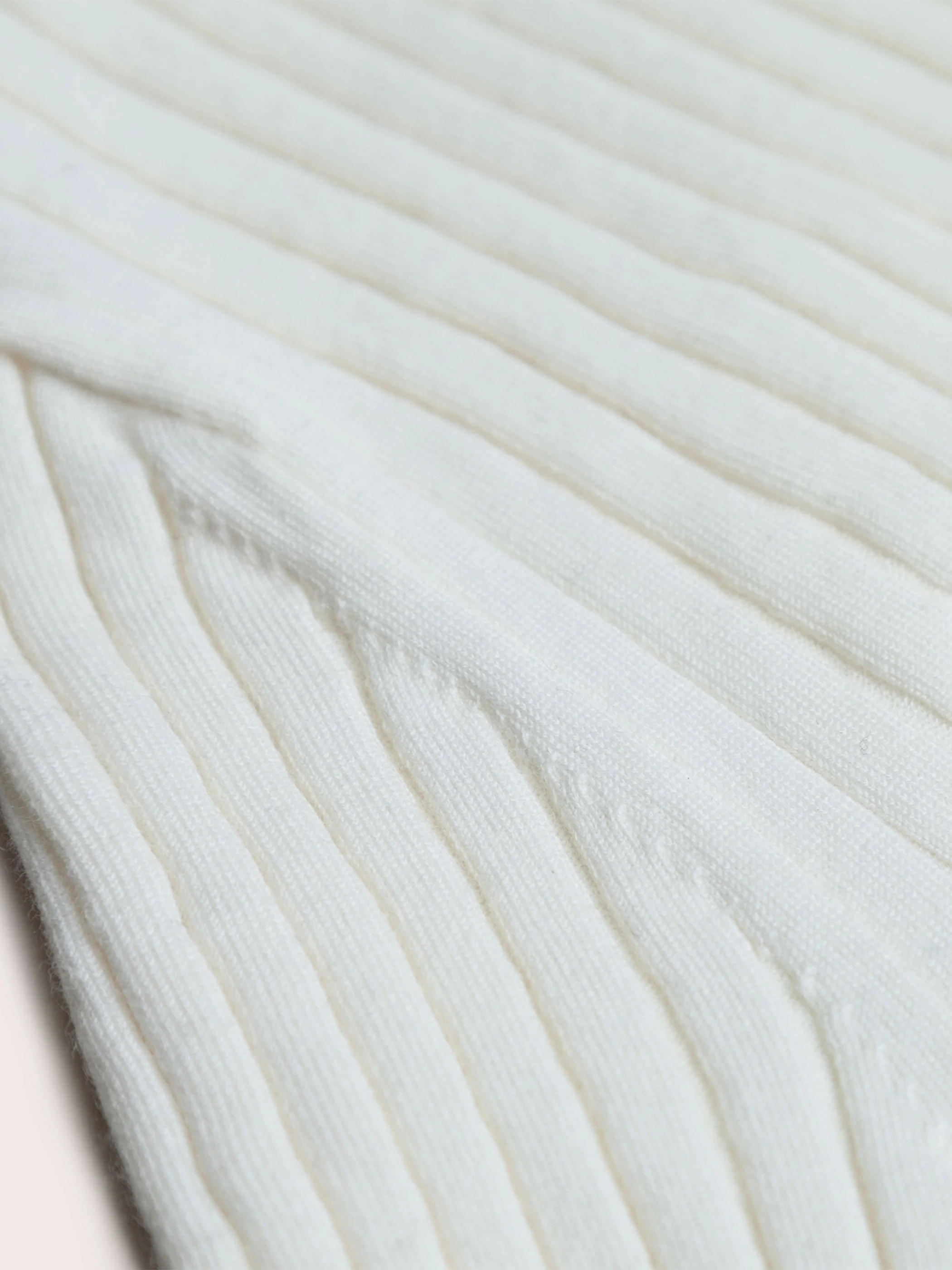 LONG SLEEVE RIB KNIT W/ TRIM DETAIL - Image 9