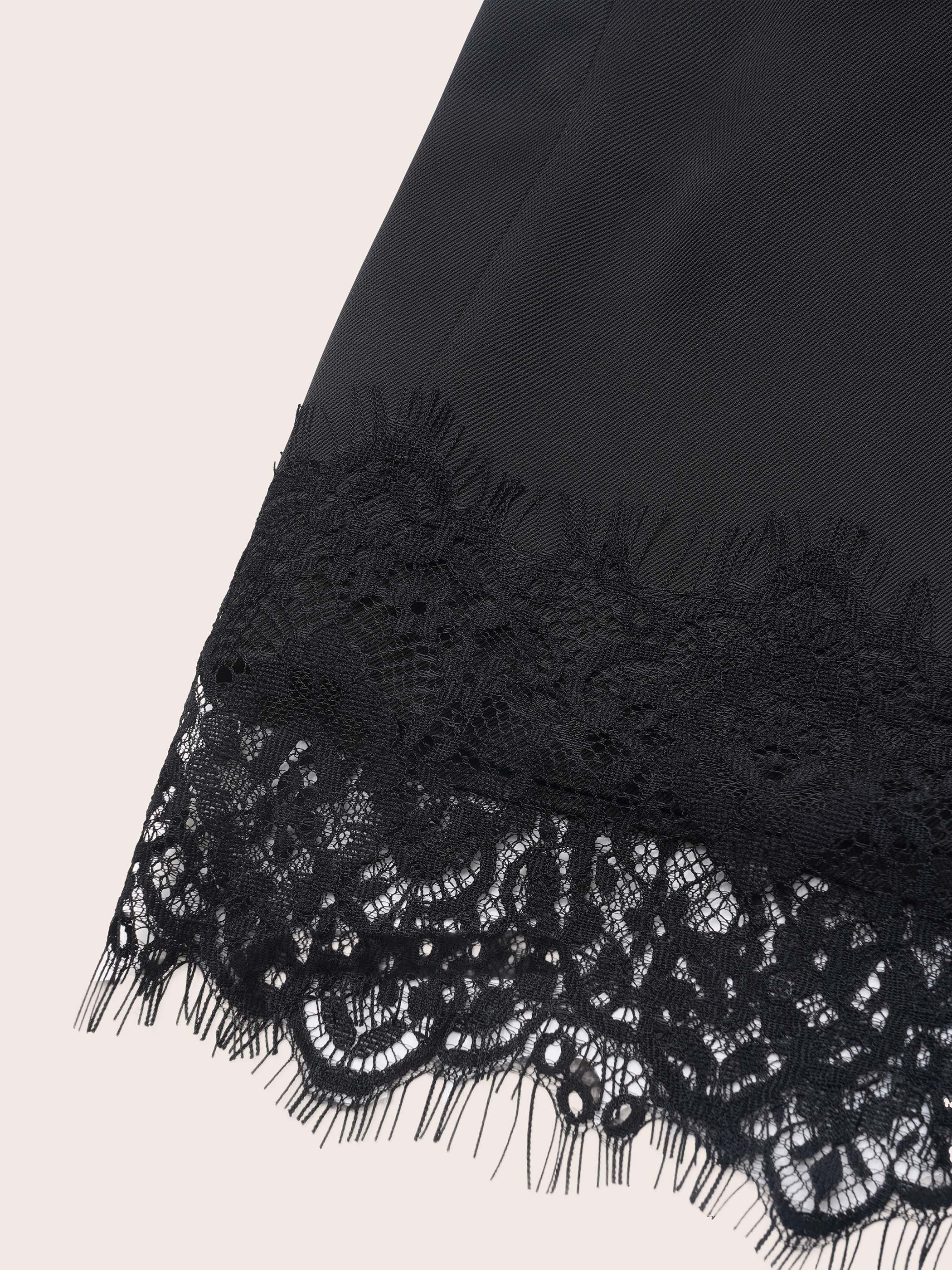 Maya Twill Lace Trim Shorts - Image 8