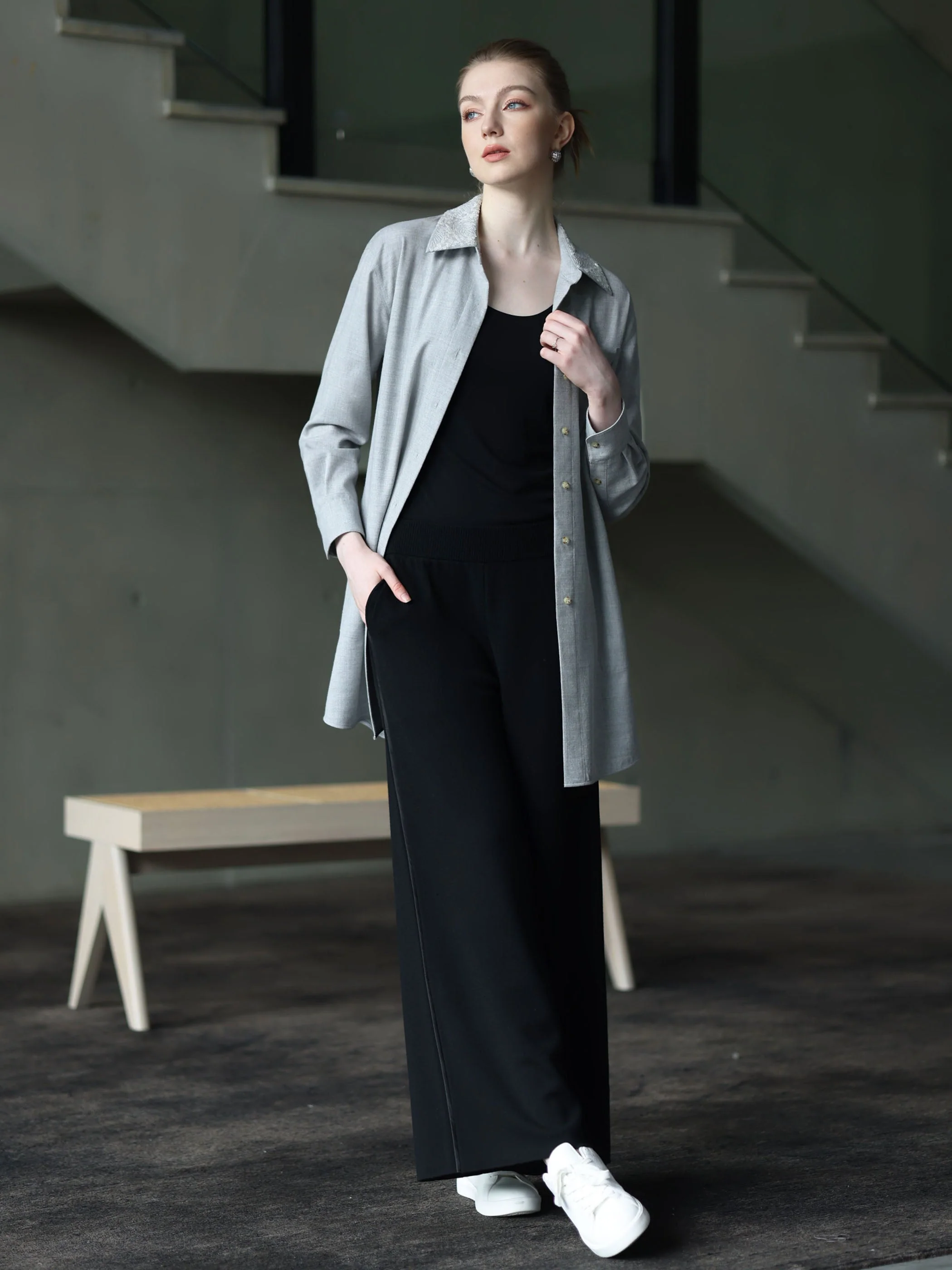 MERINO KNIT PANTS W/ PIPING DETAILS - Image 3