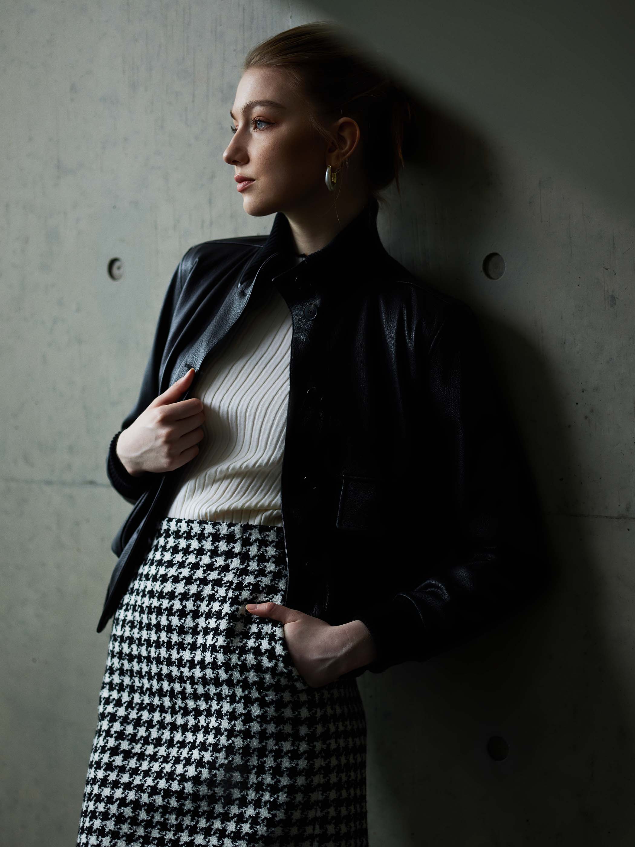 MID LENGTH GINGHAM SKIRT - Image 7