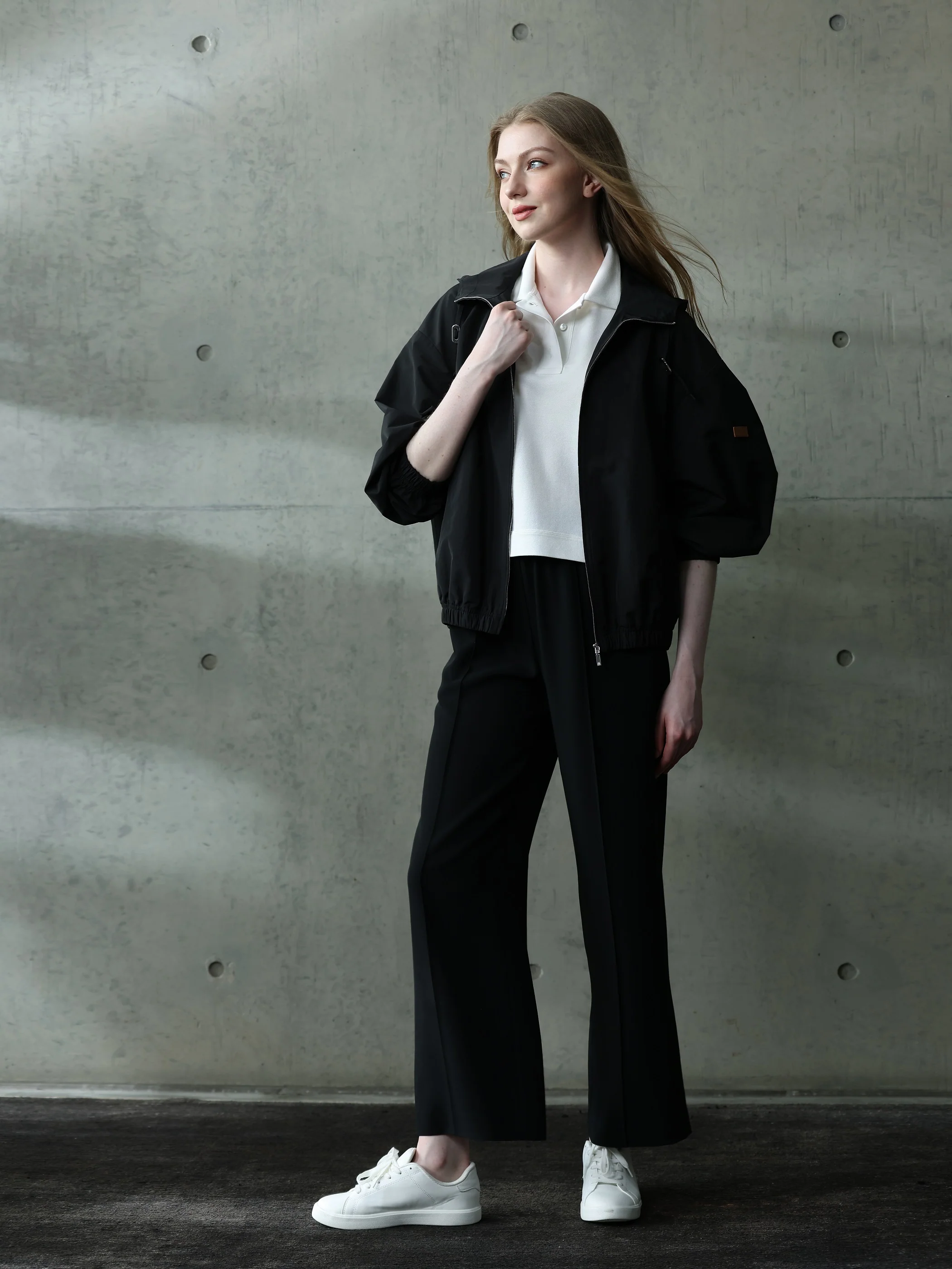 MID WAIST STRAIGHT LEG PANTS W/ ELASTIC WAISTBAND - Image 2