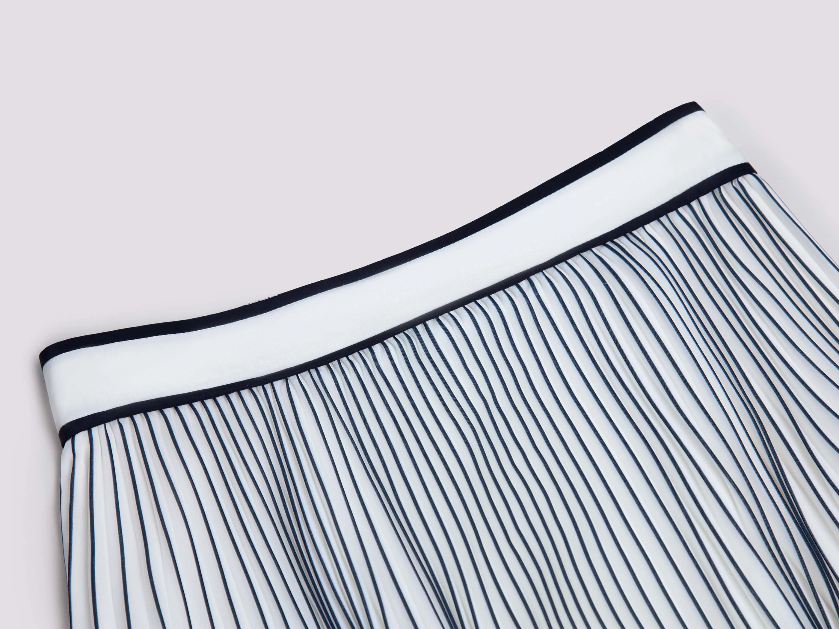 MIDI PLEATED SKIRT WITH PIPING DETAILS - Image 6