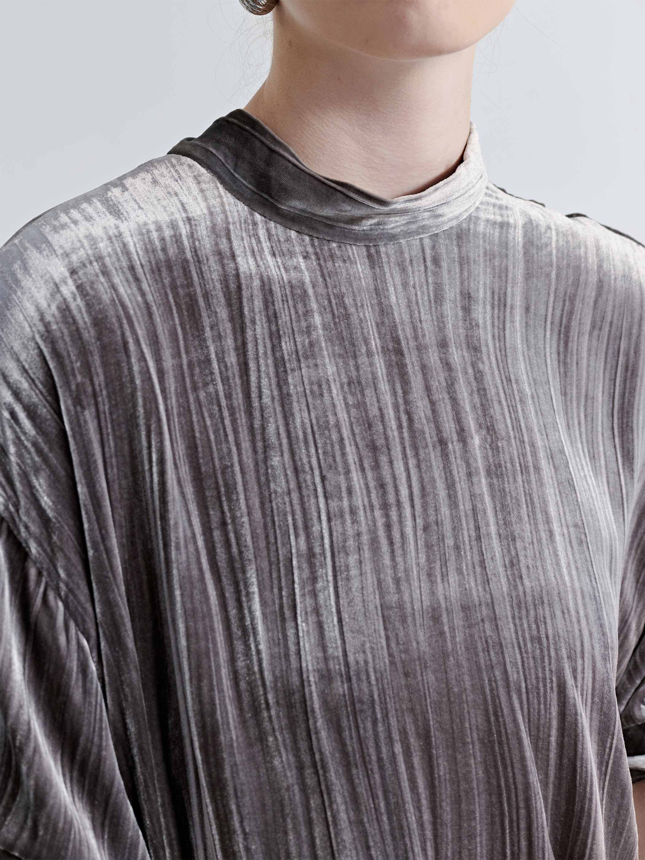 MOCK NECK VELVET TOP - Image 2
