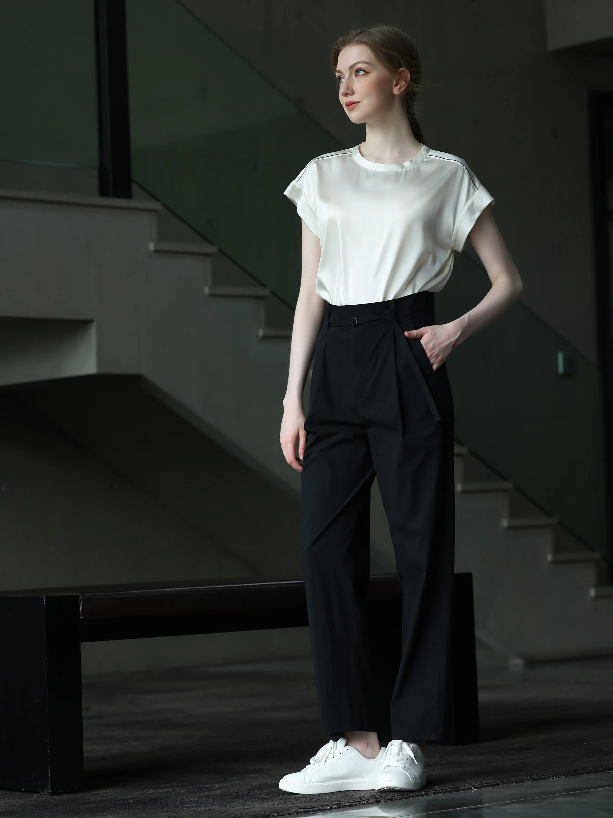 OPEN NECK CAP SLEEVE SILK BLOUSE W/ CHAIN DETAIL - Image 2