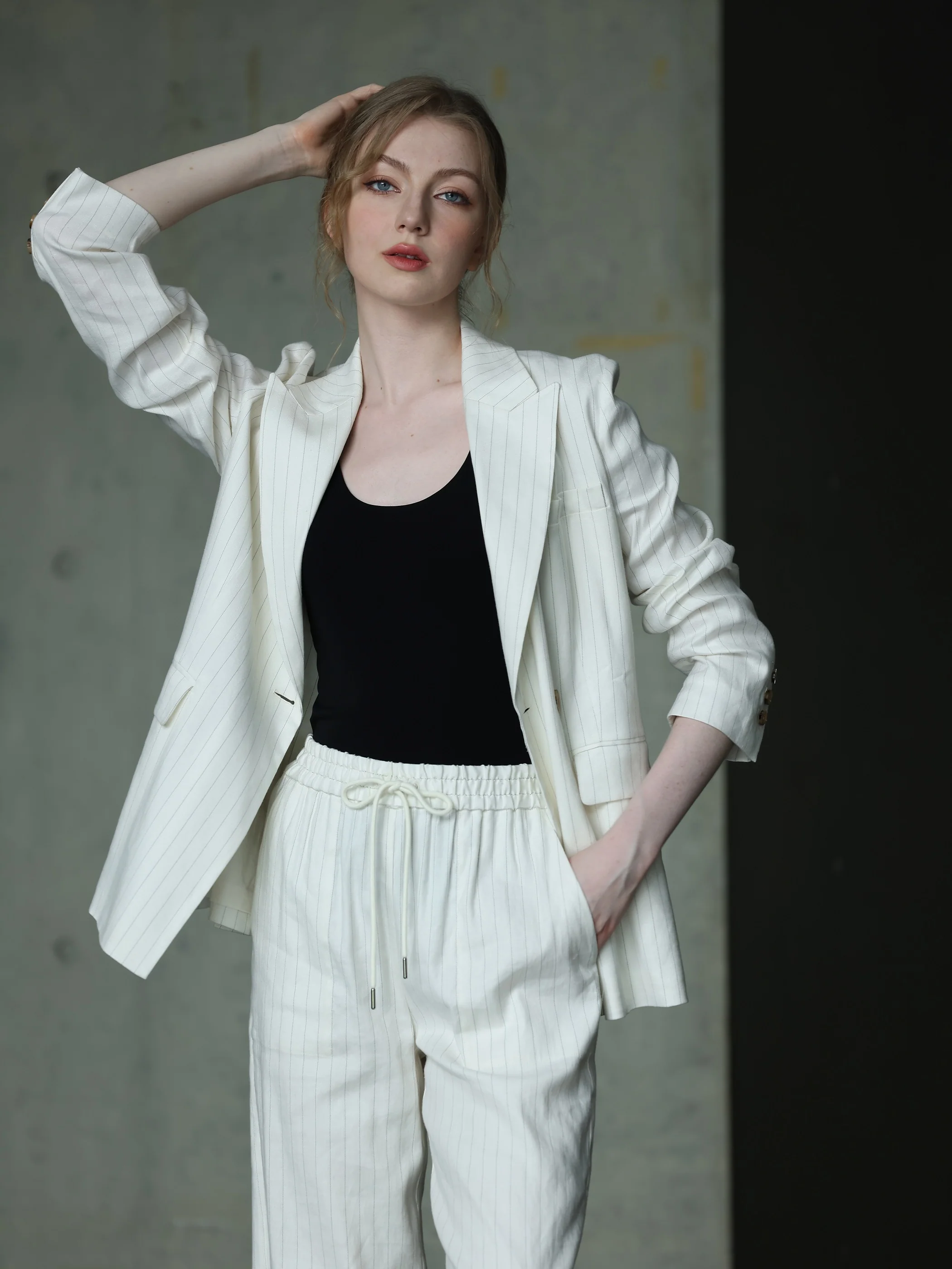 OPEN SCOOP NECK TANK - Image 6