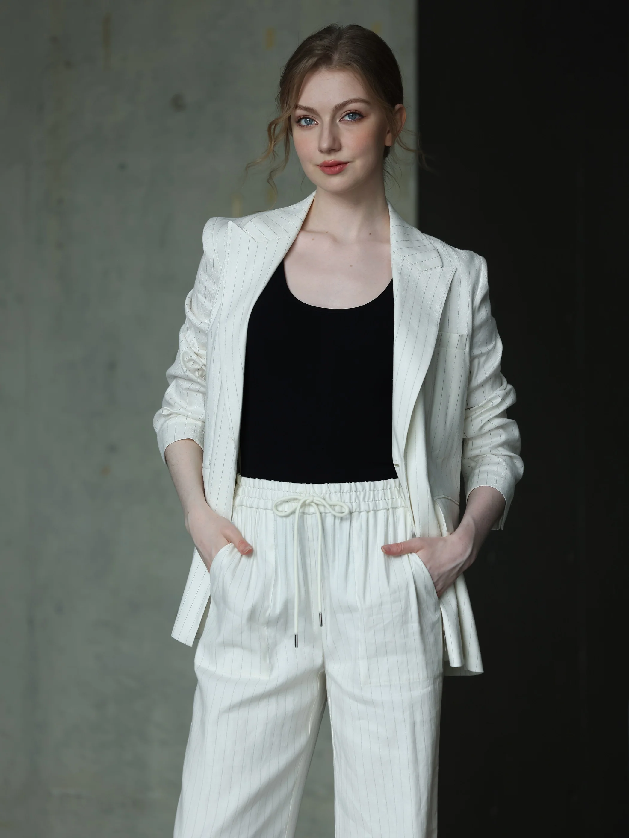 PINSTRIPED LINEN ELASTIC WAIST SUIT PANTS - Image 4