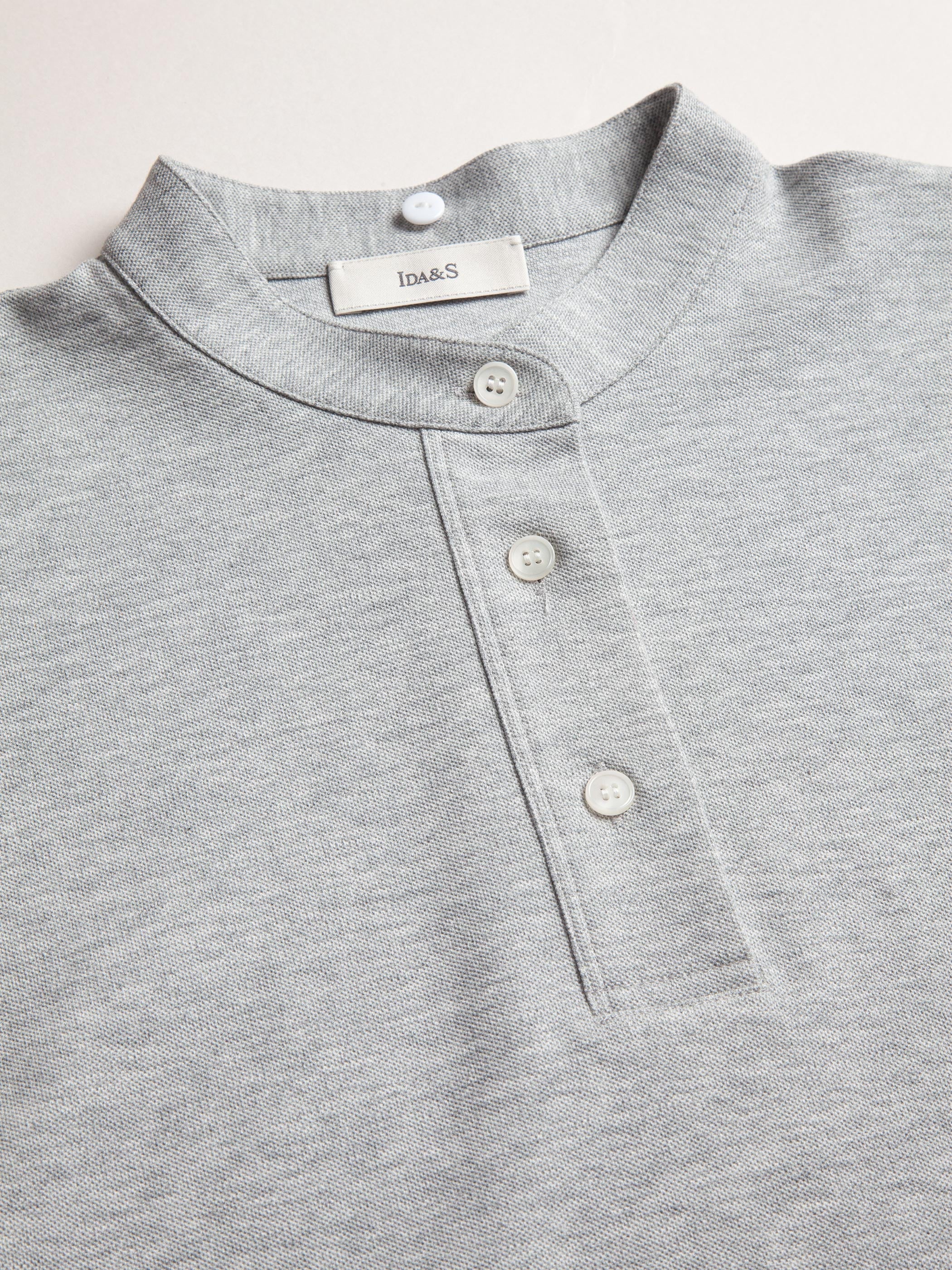POLO TEE W/ DETACHABLE COLLAR - Image 9