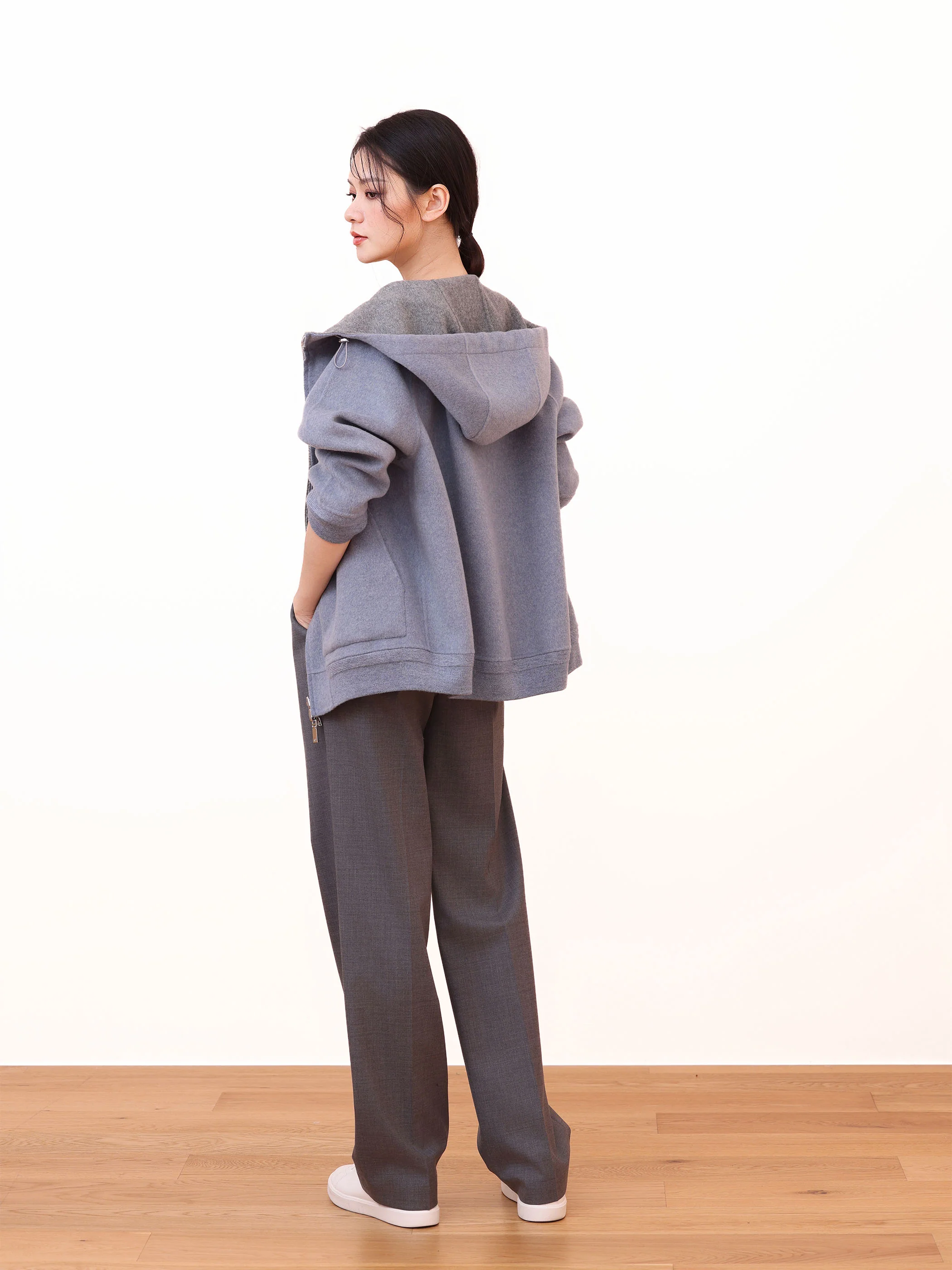 REVERSIBLE OVERSIZED JACKET W/ HOOD - Image 5
