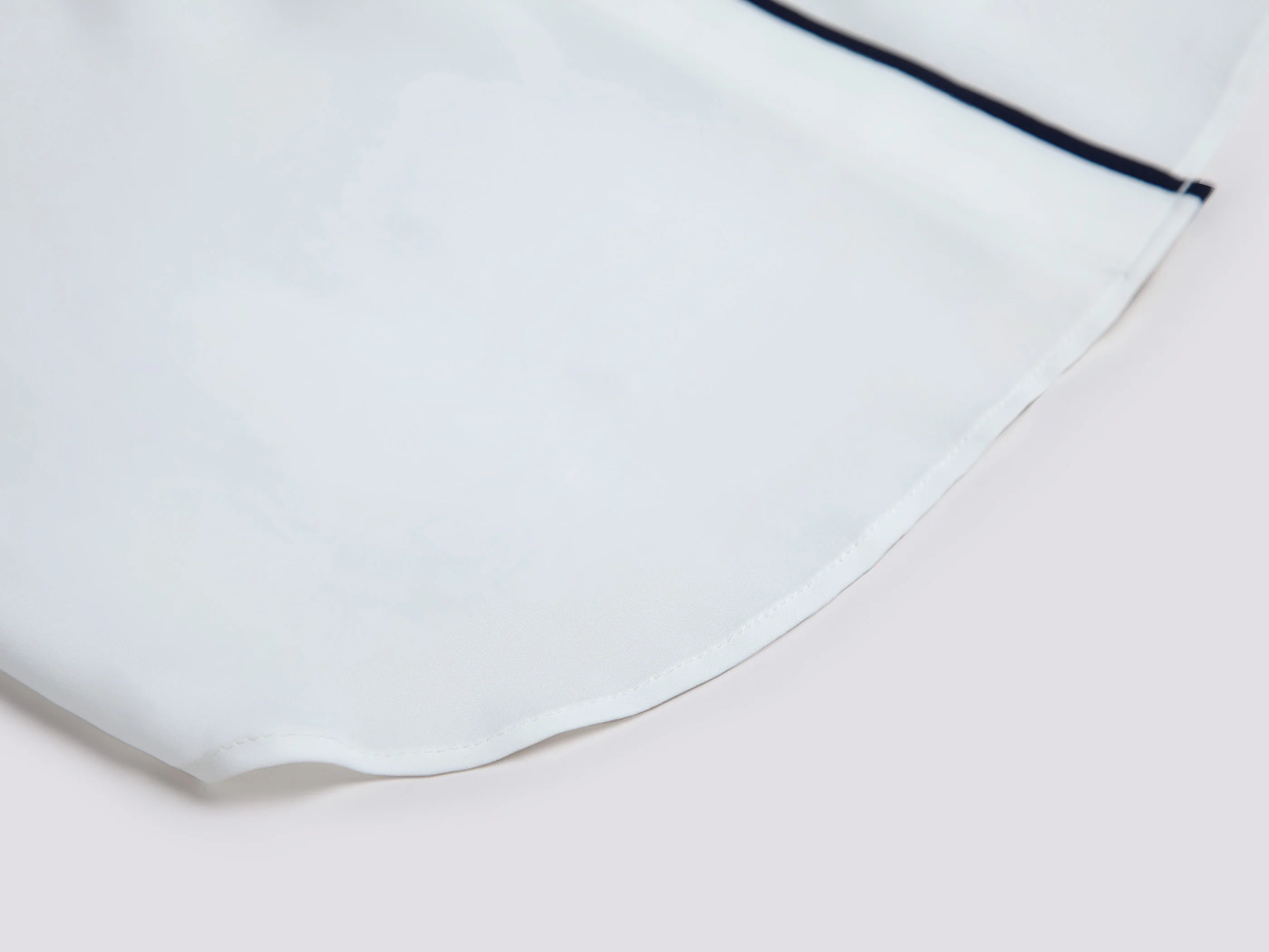 SHORT SLEEVE SILK BLOUSE WITH PIPING DETAILS - Image 9