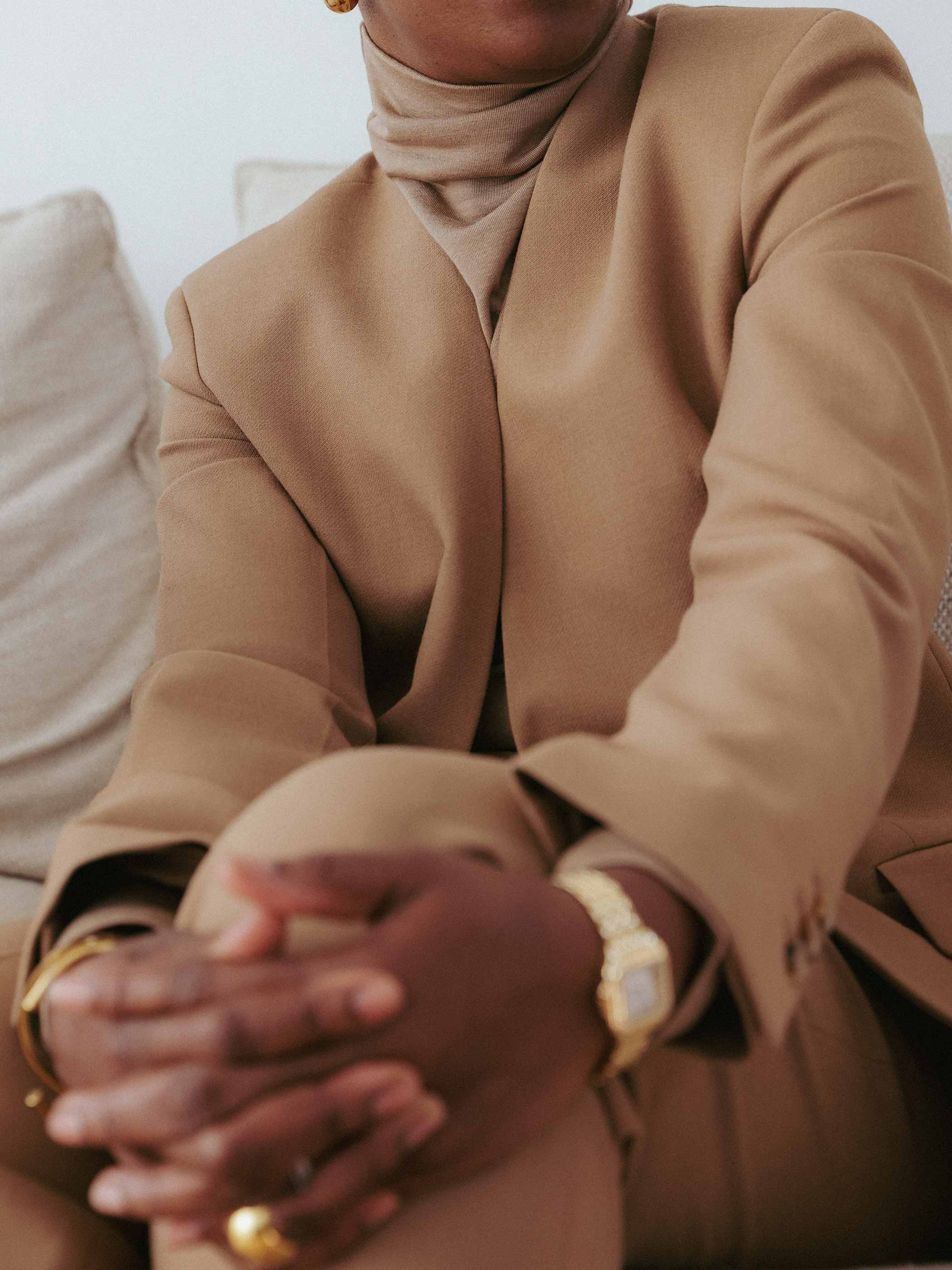 SIENNA WOOL COLLARLESS SUIT JACKET - Image 6