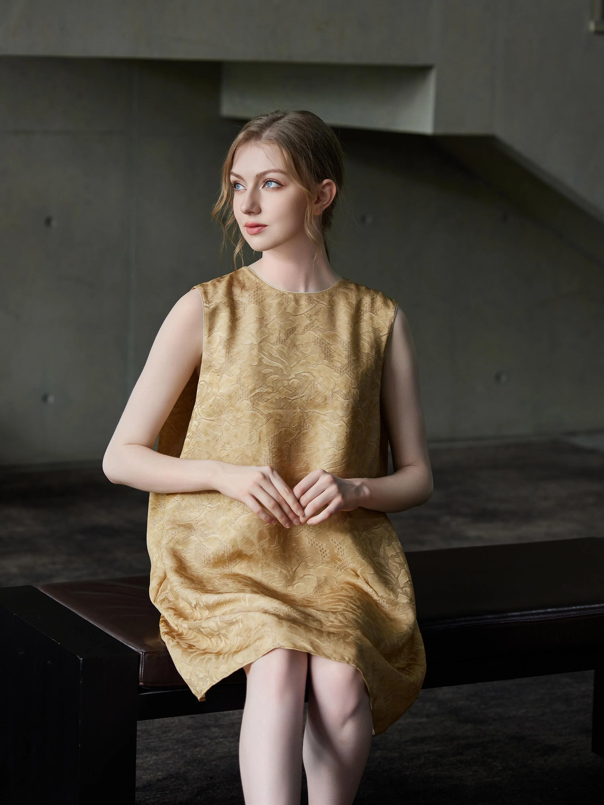 SILK JACQUARD FABRIC DRESS - Image 4