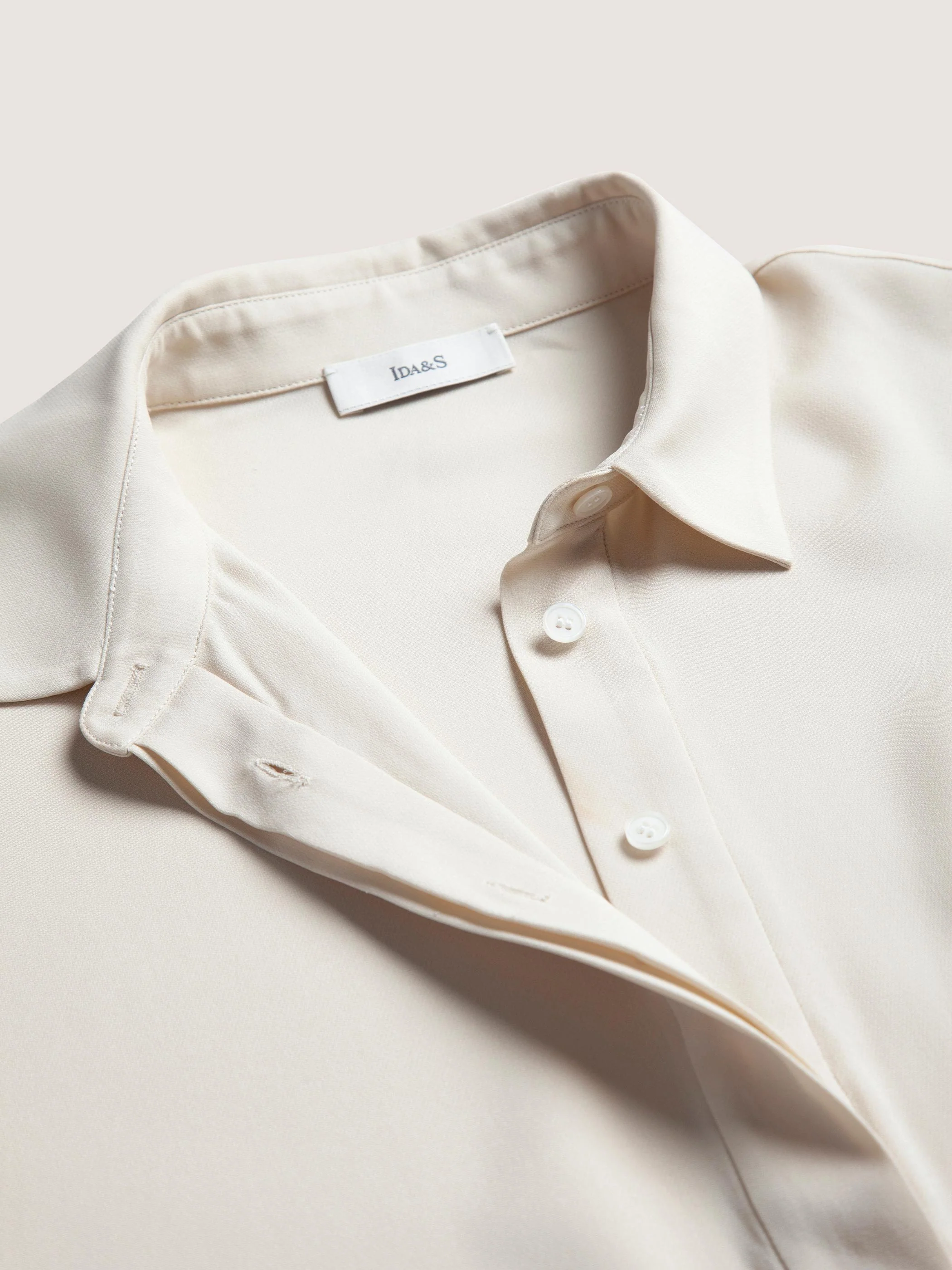 SILK SHORT SLEEVE BLOUSE - Image 10