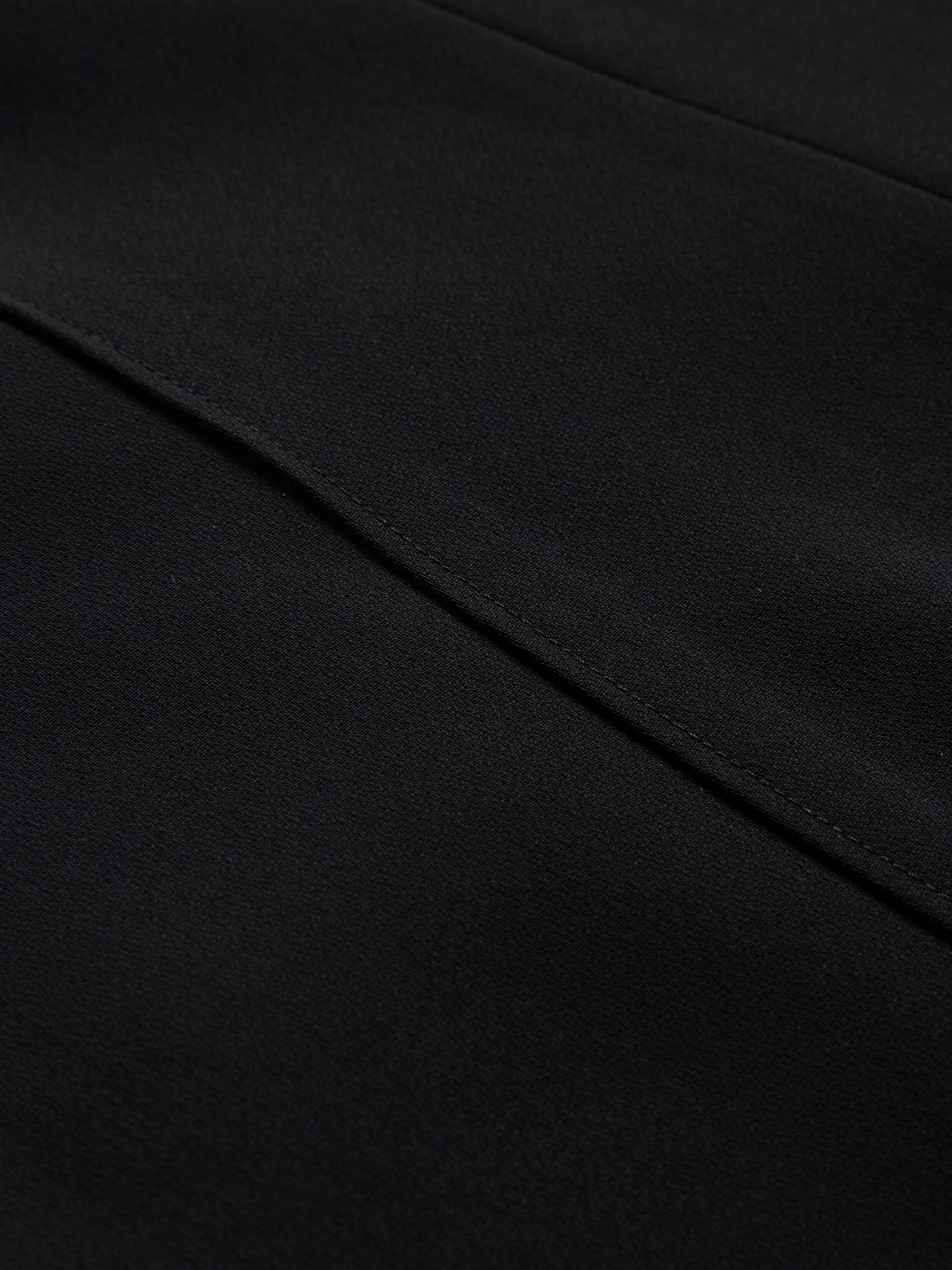 SLEEVELESS KNEE LENGTH BLACK DRESS W/ DOUBLE CHIFFON LAYER - Image 8