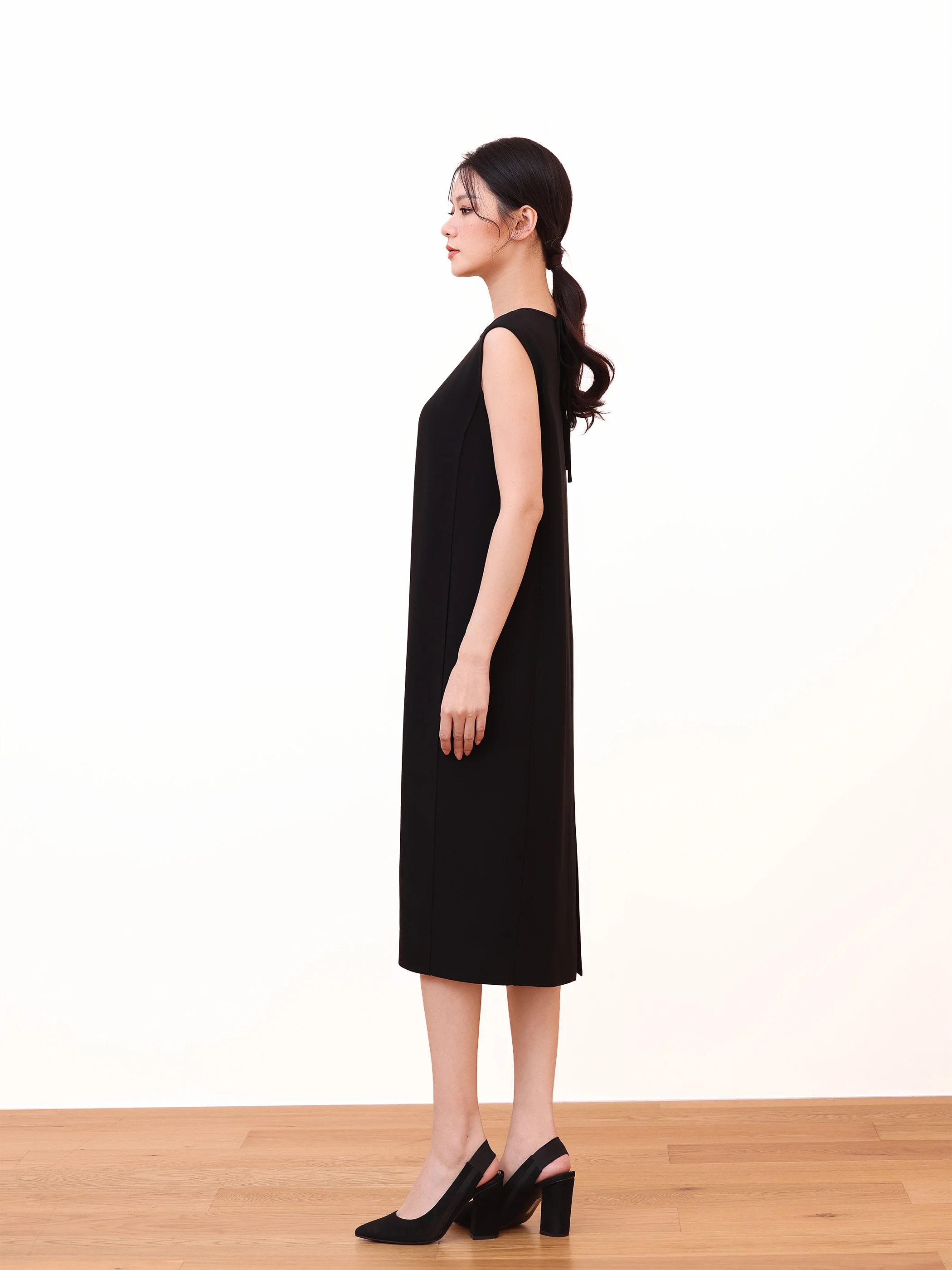 SLEEVELESS SHEATH DRESS WITH POCKETS - Image 3