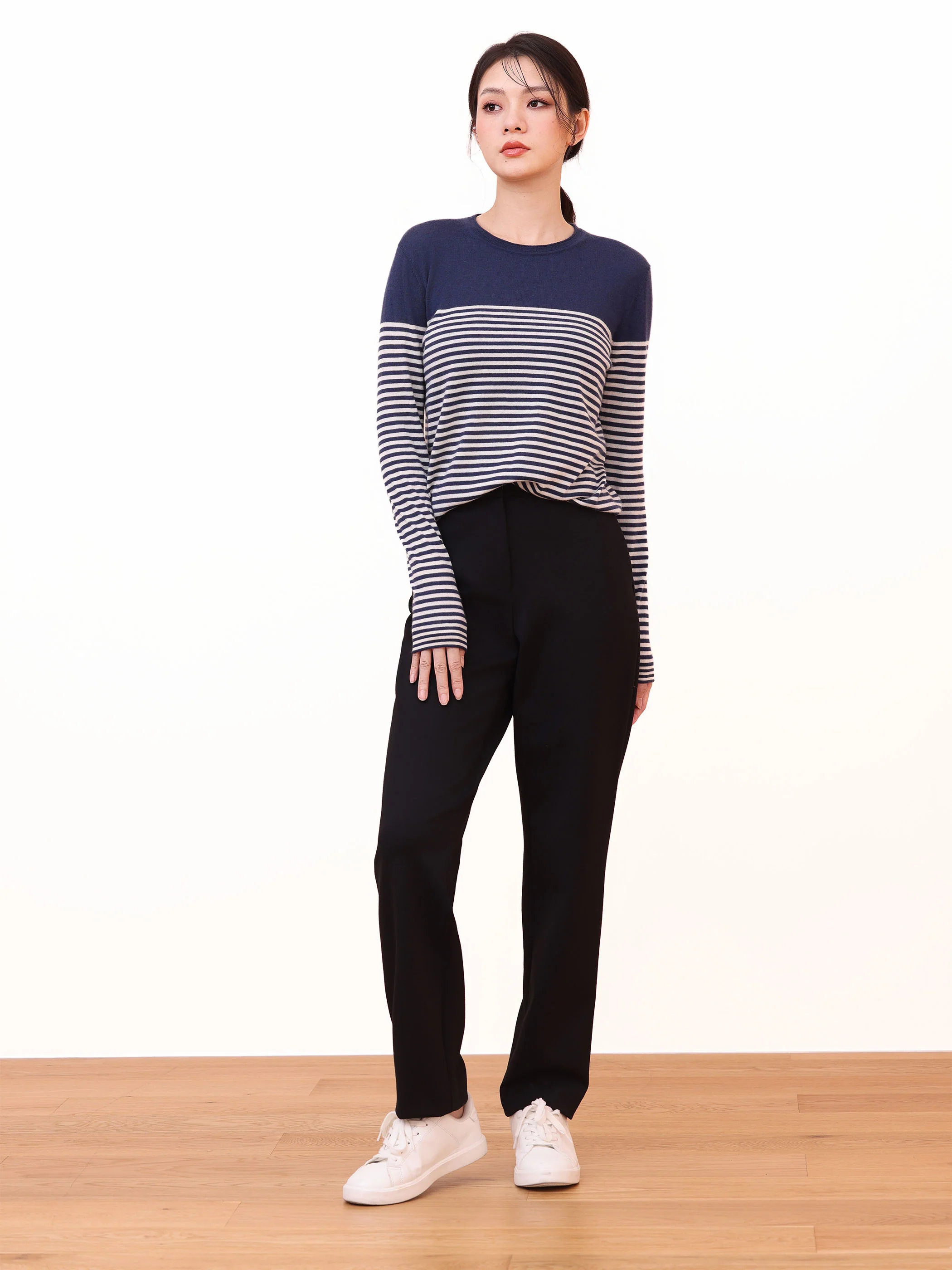 SUPER LIGHTWEIGHT CASHEMERE KNIT TOP - Image 3