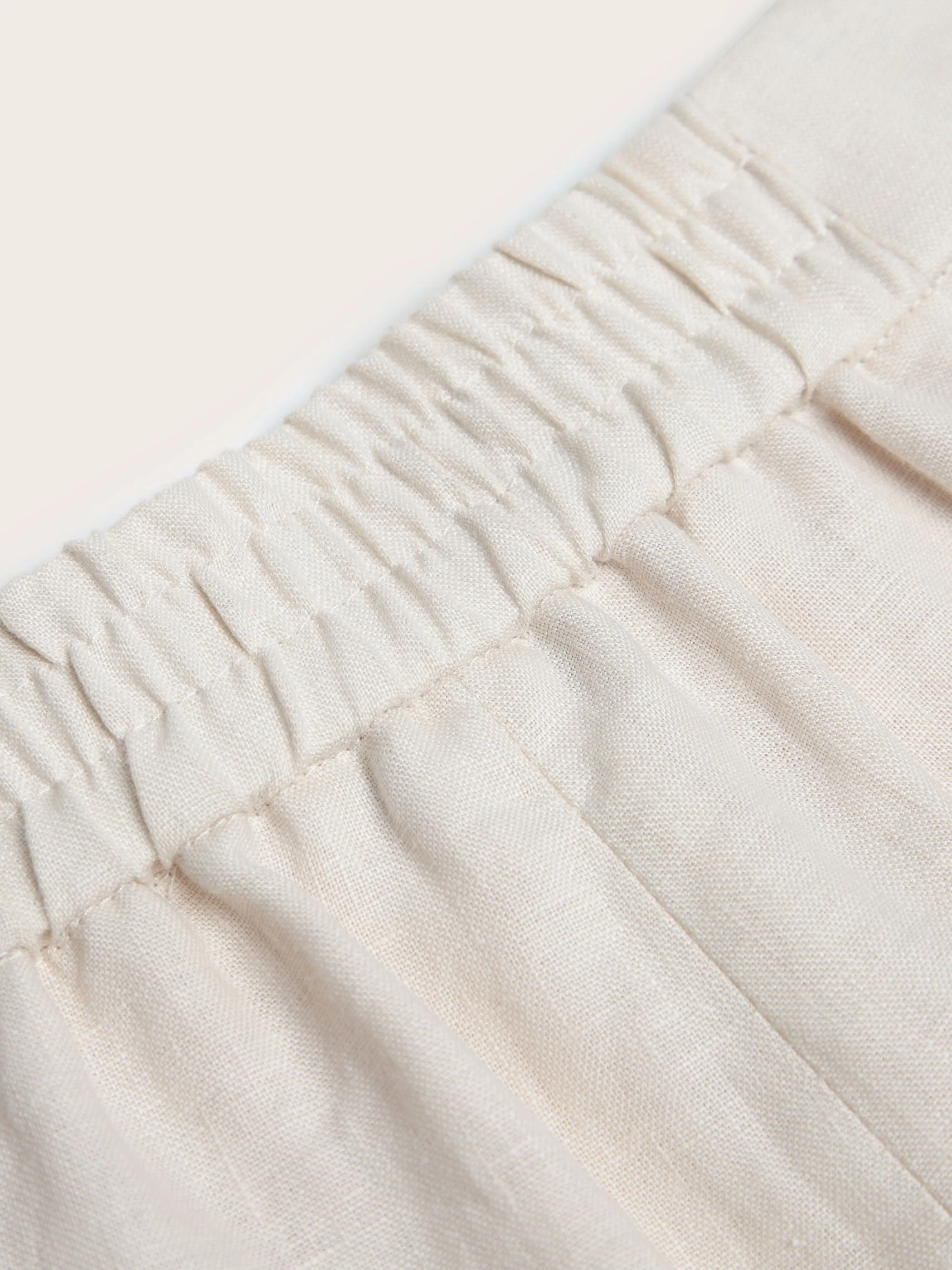 Talea Linen Pleated Short - Image 10