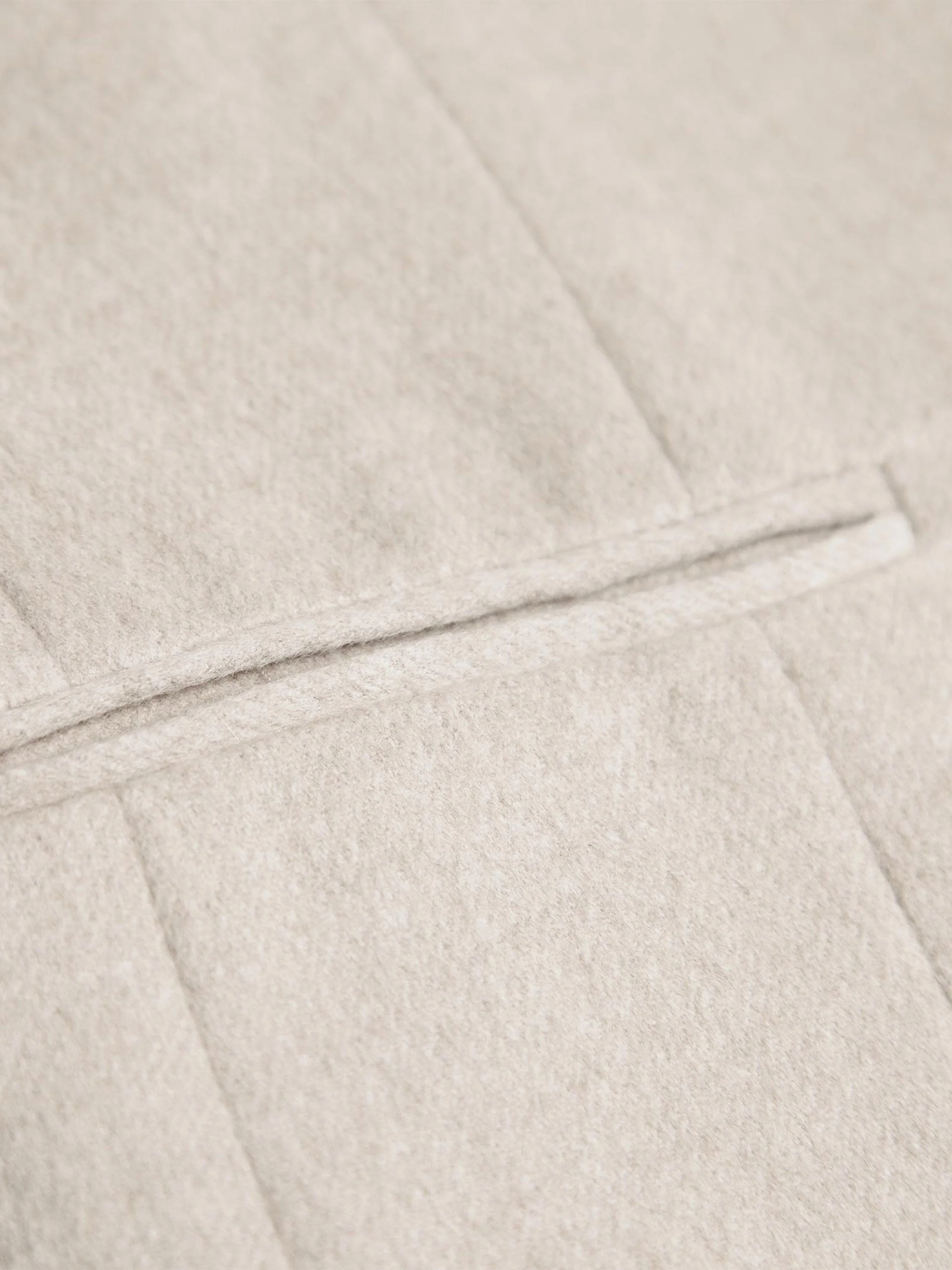 WOOL VEST W/ BACK TIE DEAIL - Image 12