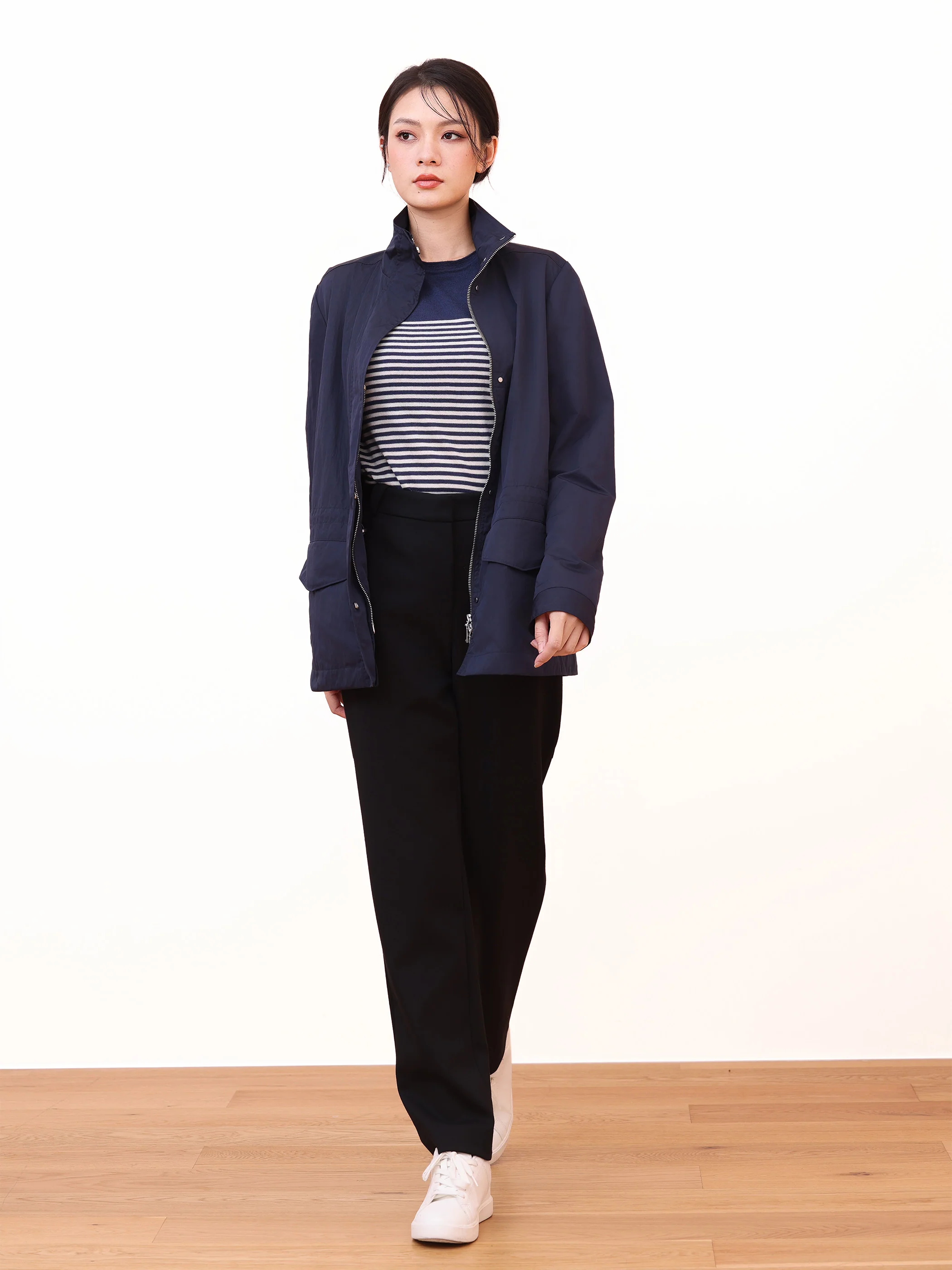 ZIPPED FRONT LONG SLEEVE EFFORTLESS JACKET - Image 3